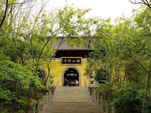 铁山寺的主要建筑