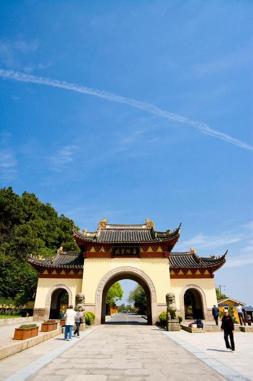 前往铁山寺旅游的攻略建议